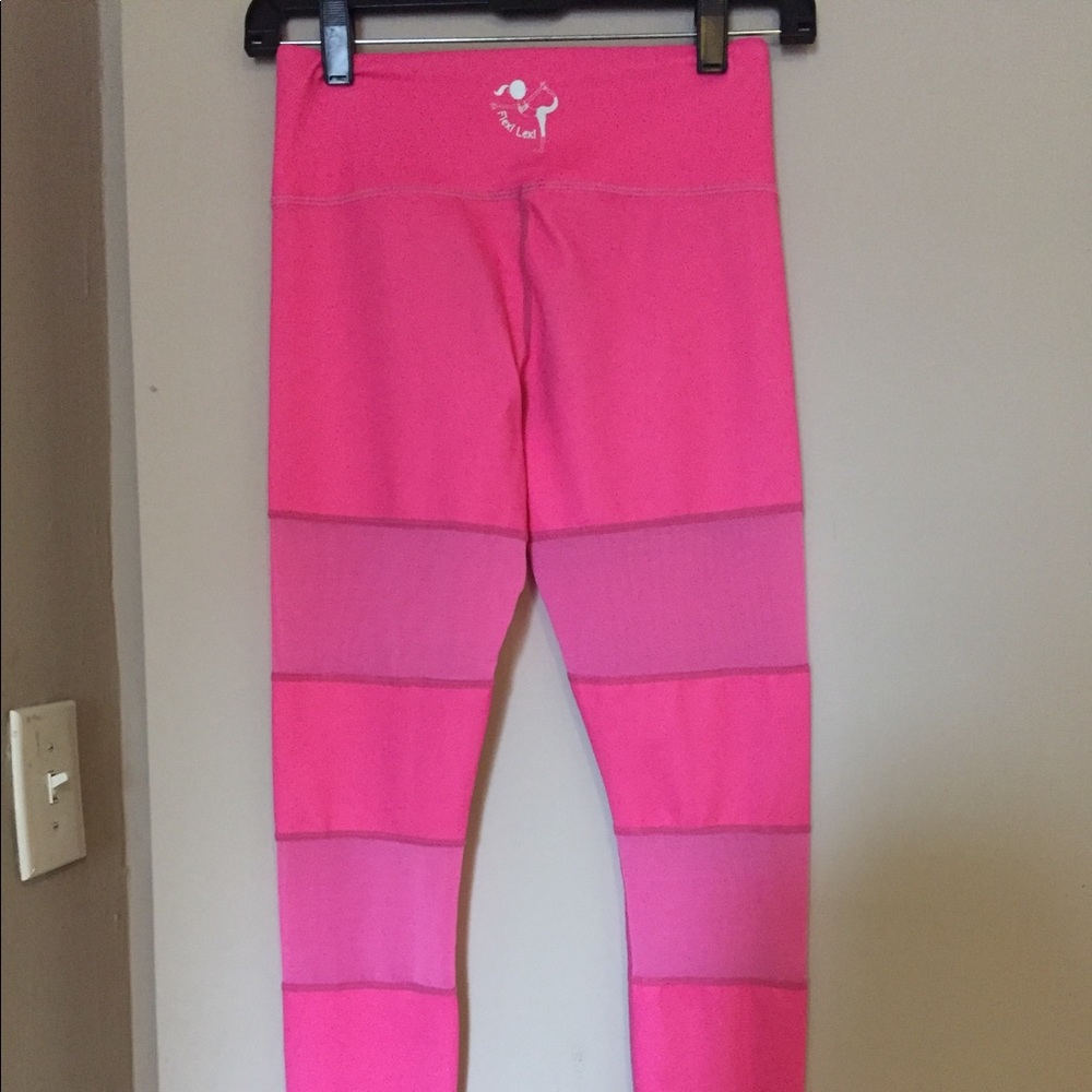 Pink leggings!